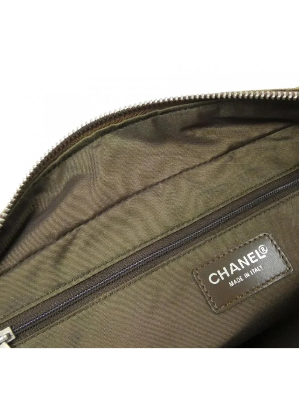 Chanel Travel Line - Picture 9 of 9